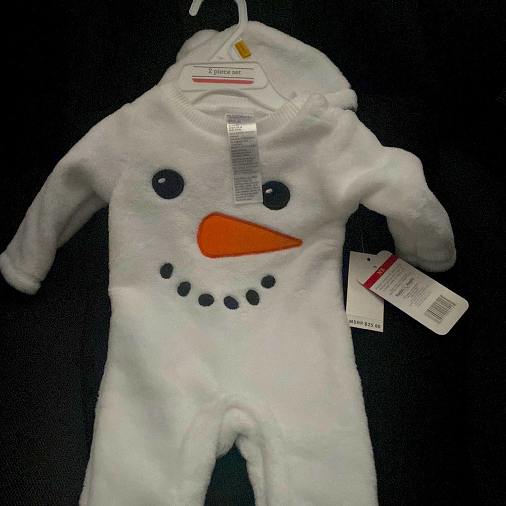 Snowman cutie
